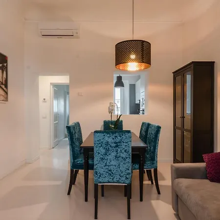 Gallery Art Apartment In San Frediano Florenz Exterior foto