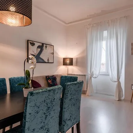 Gallery Art Apartment In San Frediano Florenz Exterior foto
