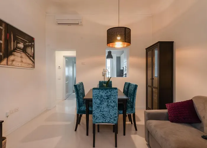 Gallery Art Apartment In San Frediano