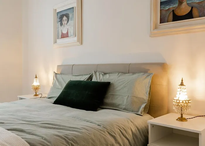 Gallery Art Apartment In San Frediano